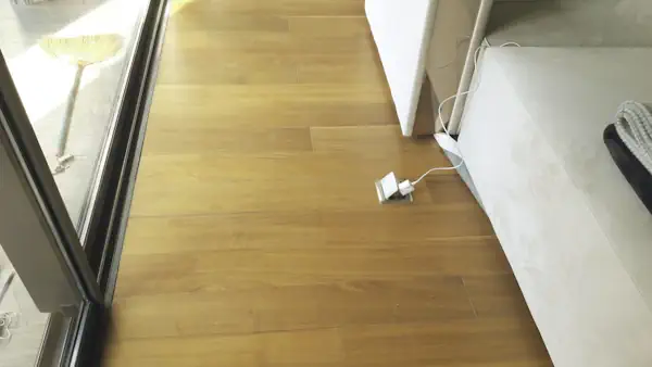 ติดตั้งปลั๊กไฟฝังพื้น