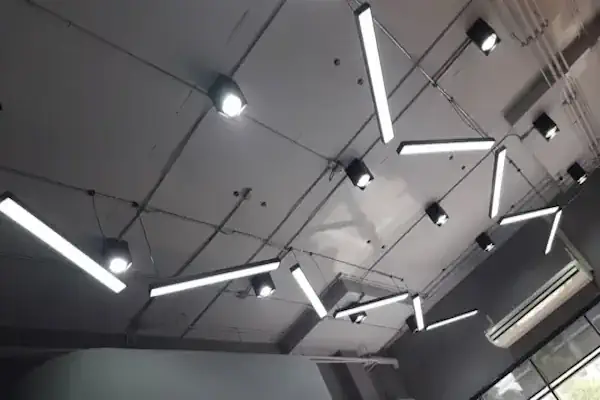 โคมไฟ LED ร้านค้า